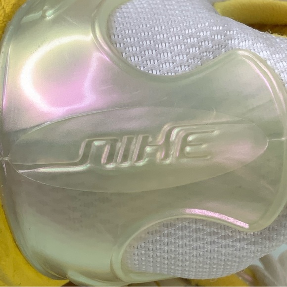 Nike Zoom Air Vapor series running iridescent trim sneaker white yellow SZ 7 EUC - Picture 4 of 16